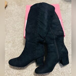 Lauren Blackwell knee boots. Black, Size 8.5m. Like new